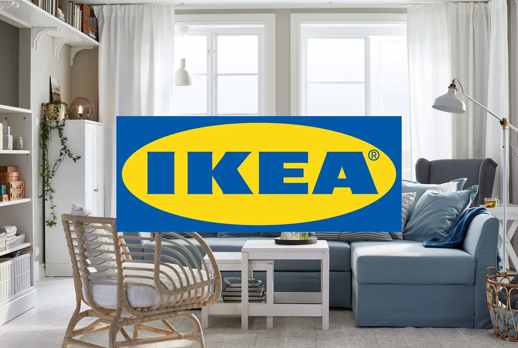 Immagine del logo Ikea che mostra anche i suoi mobili