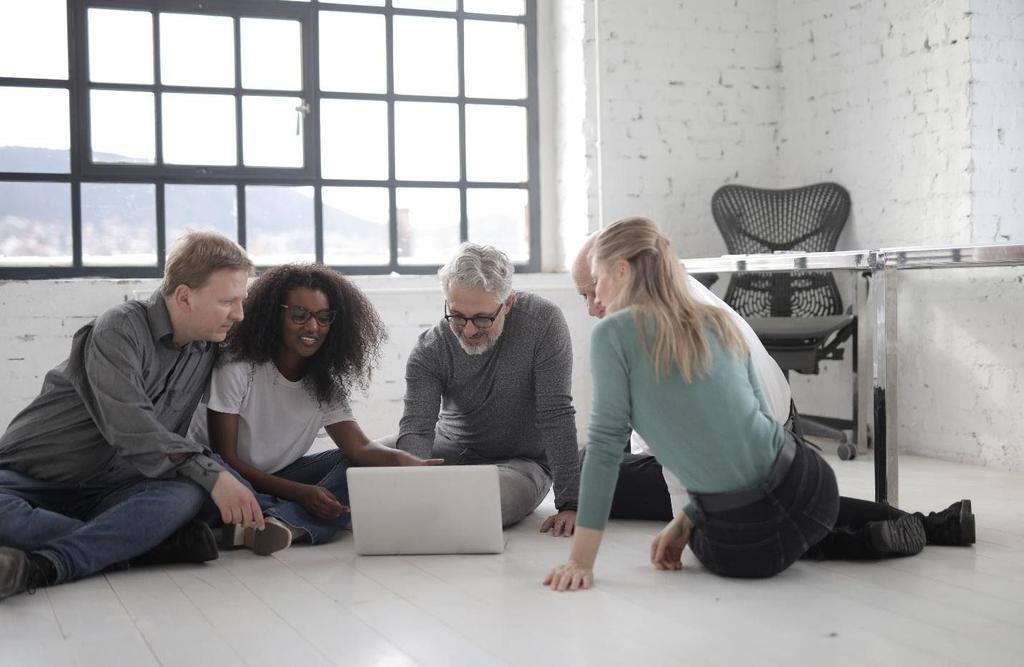 employee training on computer