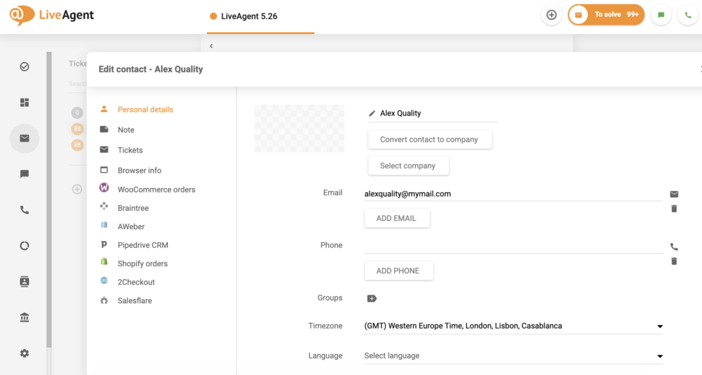 Bearbeiten Sie Kunden- oder Angestellteninformationen, indem Sie auf den Namen klicken, eine neue Funktion auf LiveAgent